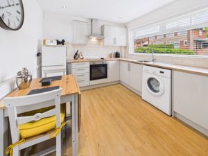 Photo 7- click for photo gallery